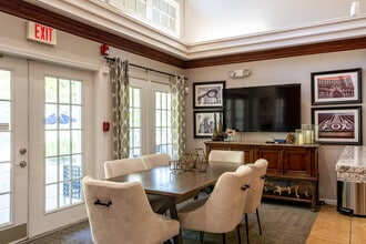 The Chapman in Rochester, MI - Building Photo - Interior Photo