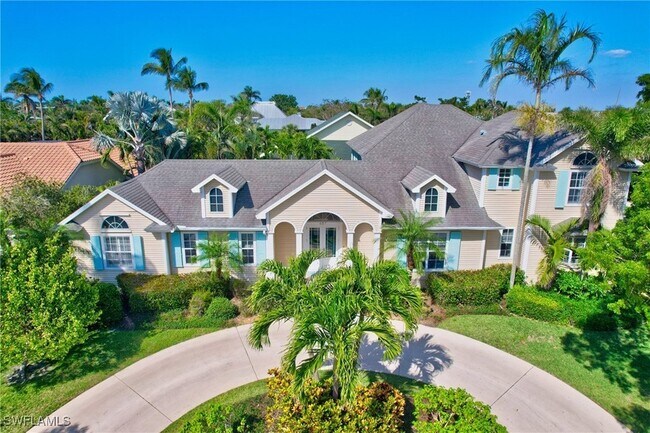 687 9th Ave S in Naples, FL - Building Photo - Building Photo