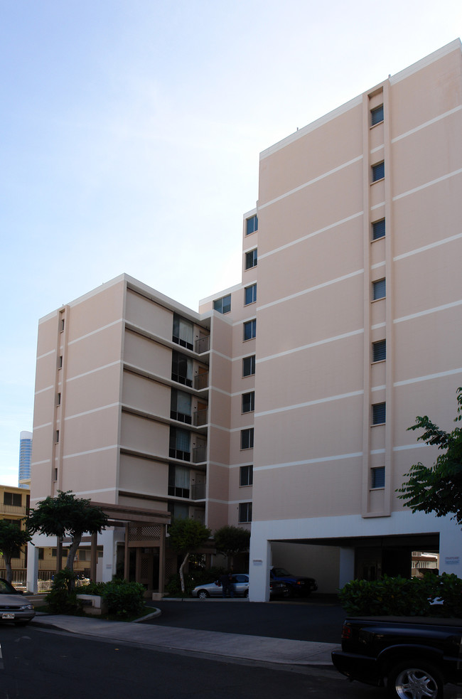 Birch Street Apartments in Honolulu, HI - Building Photo - Building Photo