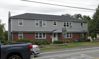 36 Congers Rd in New City, NY - Building Photo