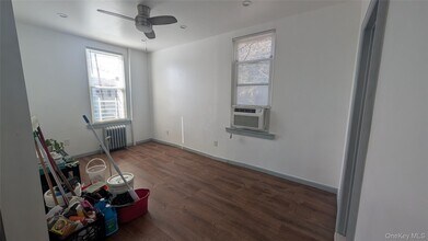 170 Bradford St in Brooklyn, NY - Building Photo - Building Photo