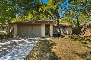 12312 Double Tree Ln in Austin, TX - Building Photo