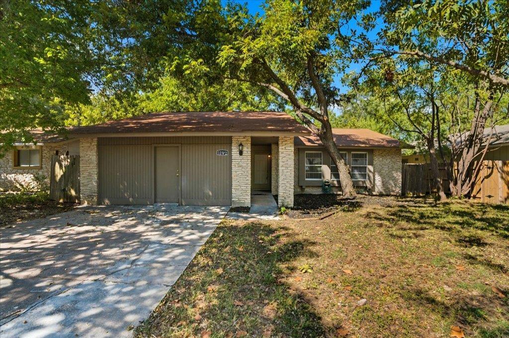 12312 Double Tree Ln in Austin, TX - Building Photo