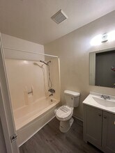 9235 Starina Way in Sacramento, CA - Building Photo - Building Photo