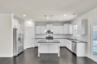 501 Castleby Dr in Duncan, SC - Building Photo - Building Photo