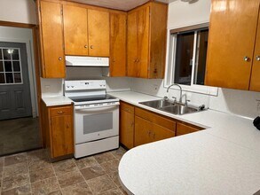 1915 SE Debord St in Corvallis, OR - Building Photo - Building Photo