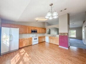 604 Chateau Dr in Fort Smith, AR - Building Photo - Building Photo