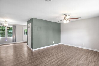 309 Cole Dr in Jacksonville, NC - Building Photo - Building Photo