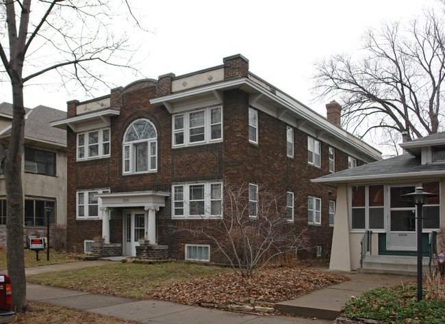 3211 Fremont Ave S in Minneapolis, MN - Building Photo - Building Photo