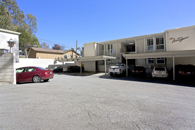 106 Grove Ln in Capitola, CA - Building Photo - Building Photo