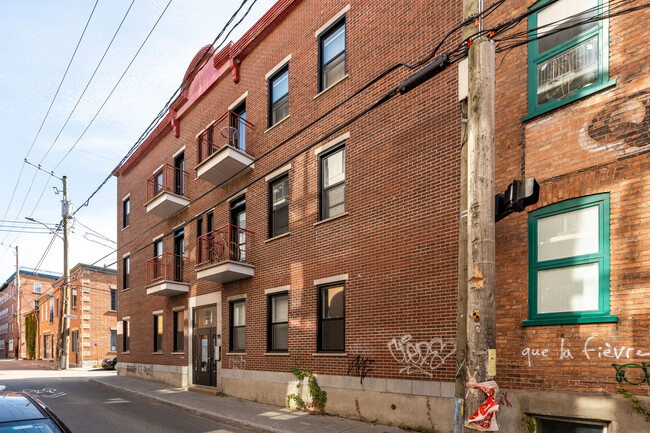 195 Christophe-Colomb Rue E in Québec, QC - Building Photo - Building Photo