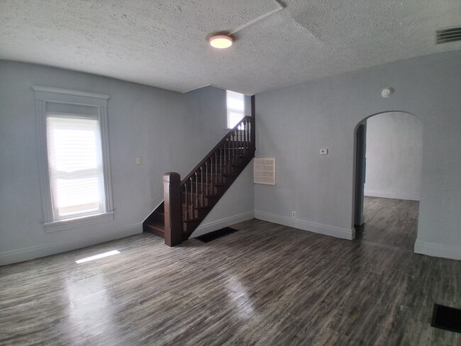 624 Chandler St in Danville, IL - Building Photo - Building Photo