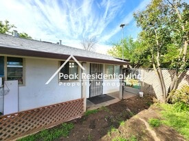 2437 Ethan Wy in Sacramento, CA - Building Photo