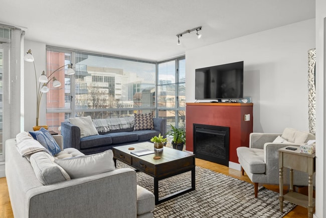 property at 732 Cormorant St