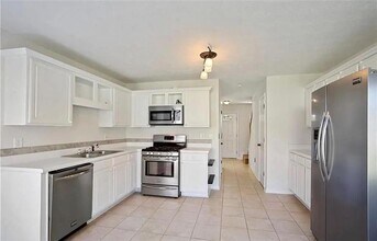 1163 Ozora Farms Ct in Loganville, GA - Foto de edificio - Building Photo