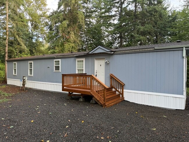 property at 38595 Sodaville Waterloo Rd