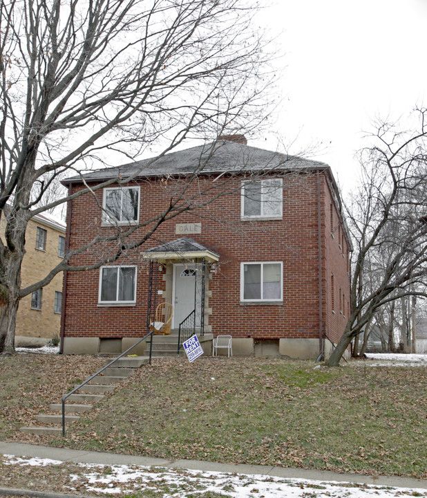 207 Ryburn Ave in Dayton, OH - Building Photo