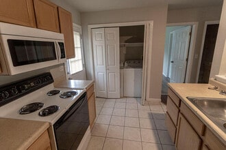 1601 Bold Ruler Ct in Columbia, MO - Building Photo - Building Photo