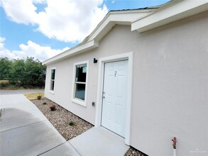 2812 Rosemary Dr in Weslaco, TX - Building Photo - Building Photo