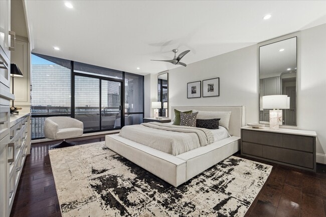 property at 15 Greenway Plz