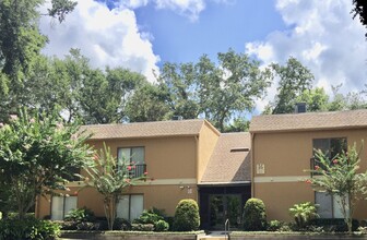 90 Moree Loop, Unit 16 in Winter Springs, FL - Building Photo - Building Photo