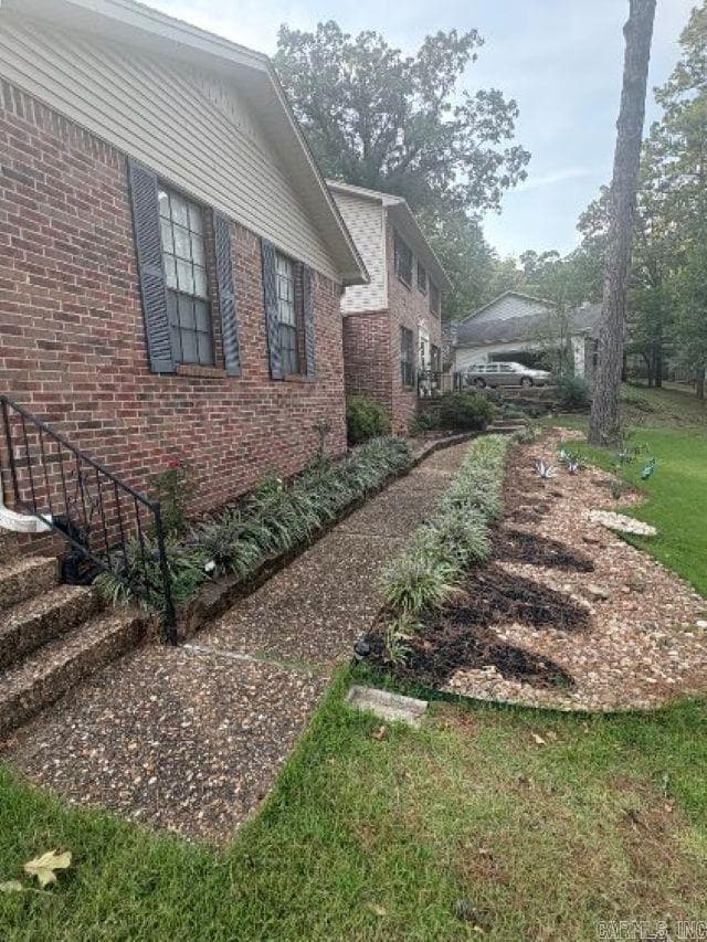 property at 1702 Jennifer Dr