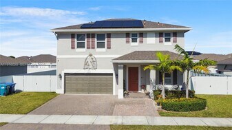 13251 SW 274th Terrace in Naranja, FL - Building Photo