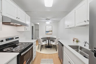 eaves Foster City in Foster City, CA - Building Photo - Building Photo