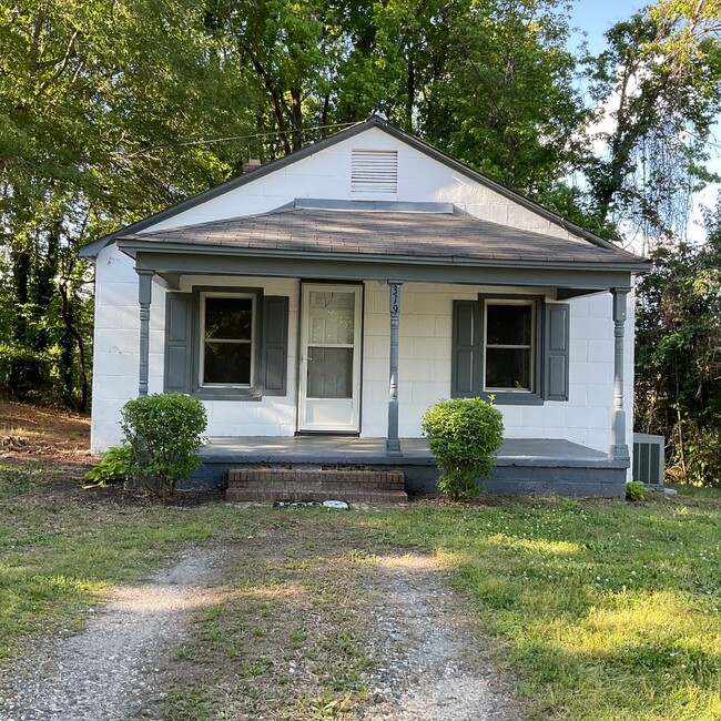 property at 319 E 6th St