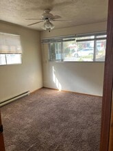 221 W 5th St in Cheney, WA - Building Photo - Building Photo