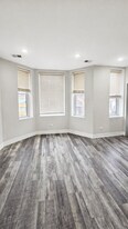 3527 S Damen Ave in Chicago, IL - Building Photo