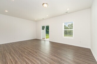 3209 Lilac Grove Dr, Unit 1615 - A-308 - A in Charlotte, NC - Building Photo - Building Photo