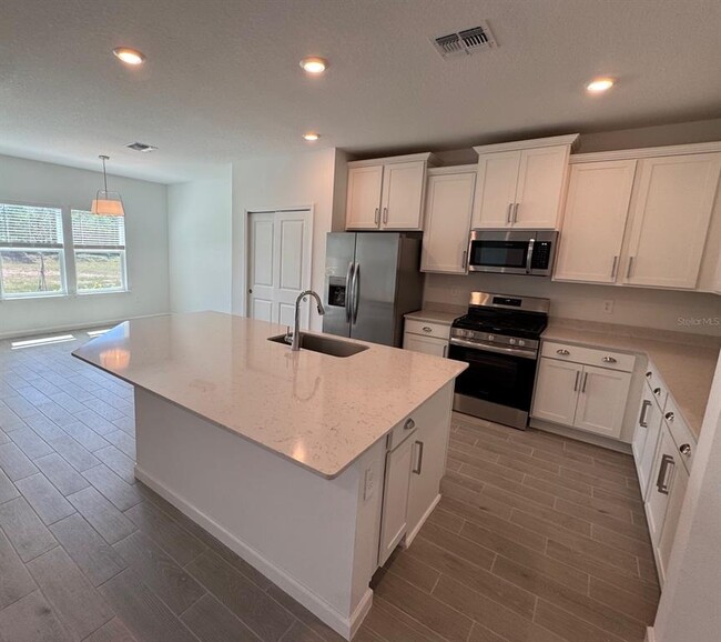 13717 NW Convergence Blvd in Alachua, FL - Building Photo - Building Photo