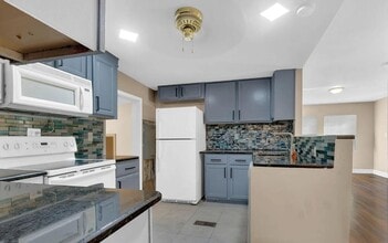 10357 Anson Rd in Jacksonville, FL - Building Photo - Building Photo