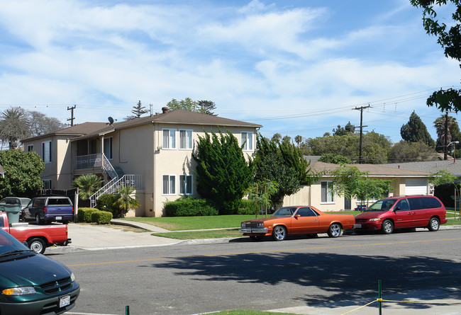 136-142 S E St in Oxnard, CA - Building Photo - Building Photo