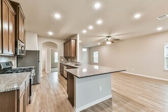 2127 Port Jackson Dr in Texas City, TX - Building Photo - Building Photo