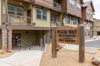 Plaza Way Apartments in Flagstaff, AZ - Building Photo - Building Photo