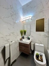 66 Pearl St in New York, NY - Building Photo - Building Photo