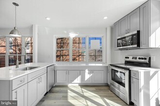 1116 S 7th St in Philadelphia, PA - Foto de edificio - Building Photo