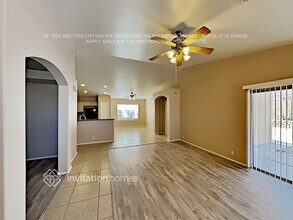 6037 E Rochelle St in Mesa, AZ - Building Photo - Building Photo