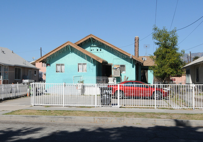 740 W 8th St in San Bernardino, CA - Building Photo - Building Photo