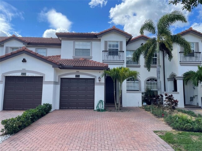 property at 9724 Darlington Pl