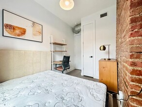 Furnished room/NOT APARTMENT, Unit 2A in Brooklyn, NY - Building Photo - Building Photo