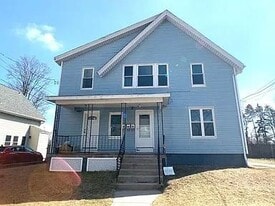 34 N Clarendon St in Cranston, RI - Building Photo