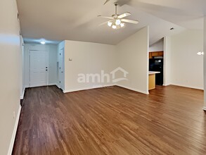633 Mable Dr in La Vergne, TN - Building Photo - Building Photo