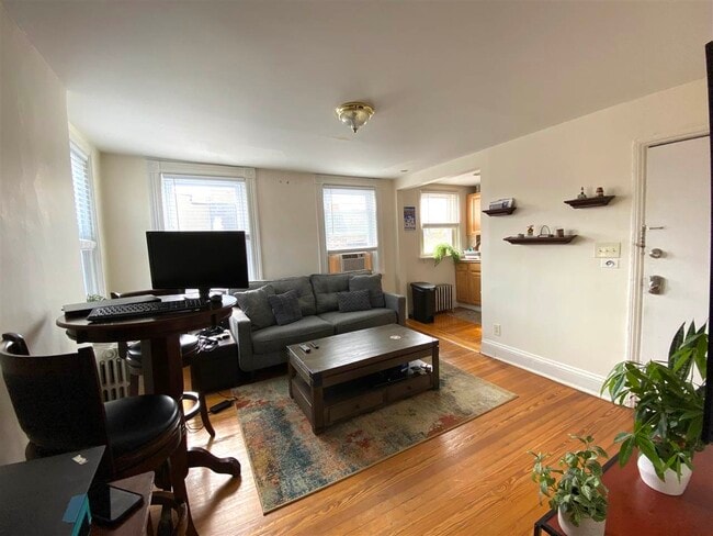 647 Garden St in Hoboken, NJ - Building Photo - Building Photo