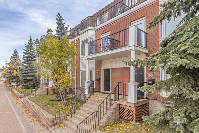 9770 92 St NW in Edmonton, AB - Building Photo - Building Photo