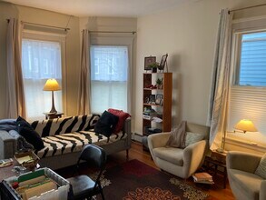 39 Magnolia Ave, Unit 1 in Cambridge, MA - Building Photo - Building Photo