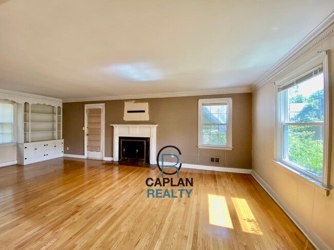 530 Bellevue Rd in New Haven, CT - Building Photo - Building Photo