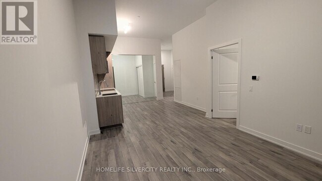 15 Skyridge Dr in Brampton, ON - Building Photo - Building Photo